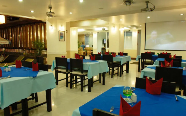 First Residence Hotel
