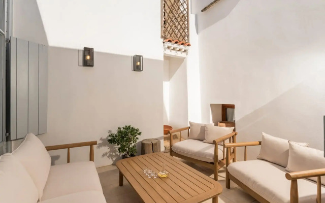Full House Residence Chania