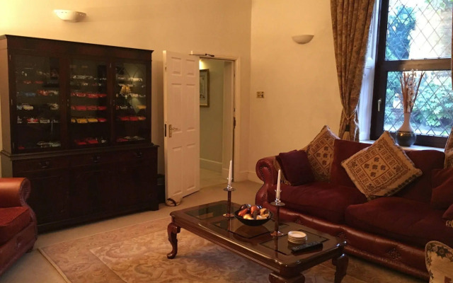 Bridge Farm Hotel