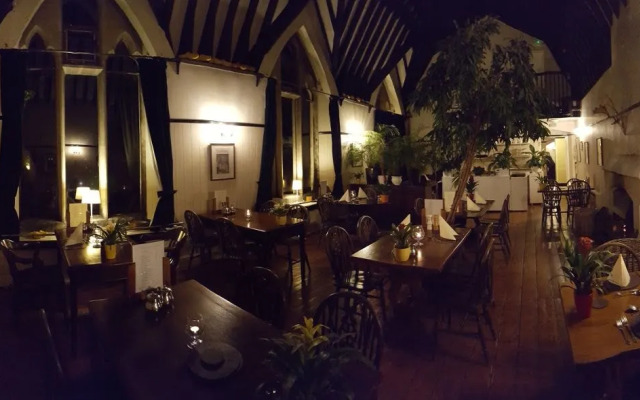 Schoolhouse Hotel