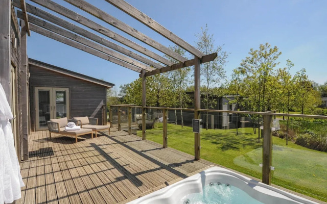 11 Meadow Retreat