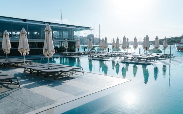 Sliema Hotel by ST Hotels
