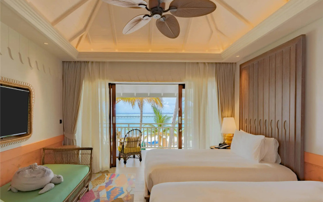 SAii Lagoon Maldives, Curio Collection by Hilton