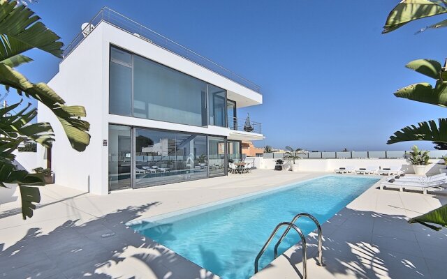 Villa in Ibiza With Sea Views 1023