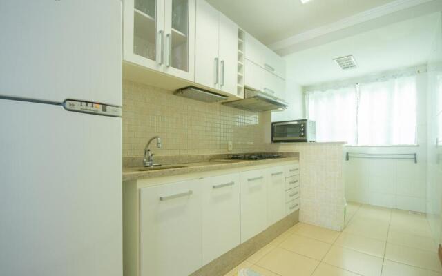 Apartamento pé na areia, vista cinematográfica!