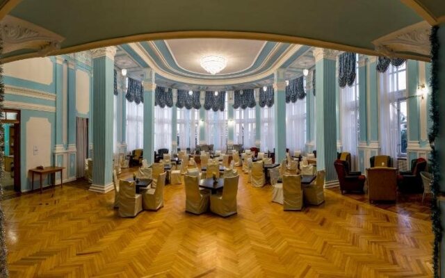 Primorskaya Hotel