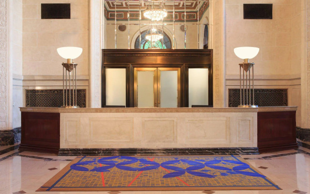 Notary hotel