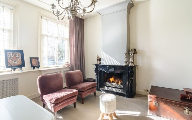 Elegant Riverside Apartment