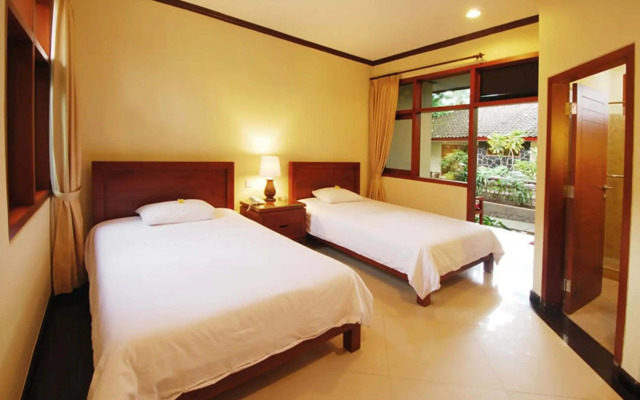 Yulia Beach Inn Kuta