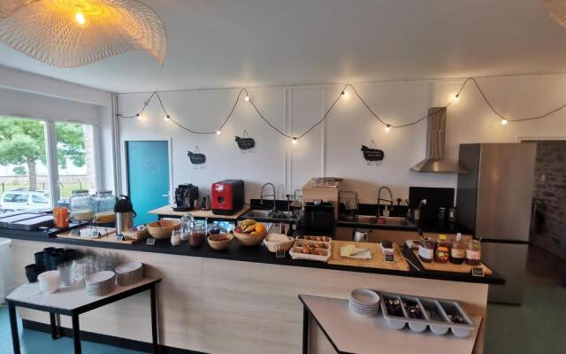 L'Etape du Mont, Family Hostel