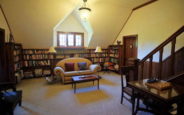 Wedgwood Manor and Glamping Retreat