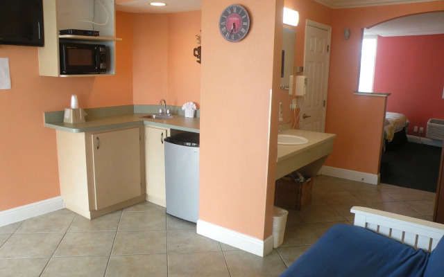 Pelican Pointe Clearwater Beach Hotel