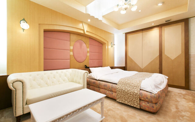Hotel Luna Sennan - Adults Only