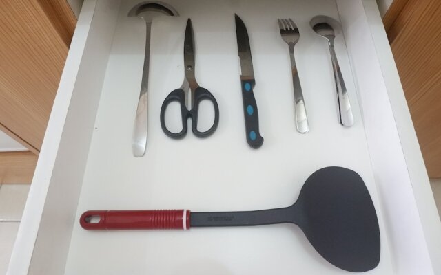 Best Value & Clean Studio Room Apartment at Pavilion Permata 2