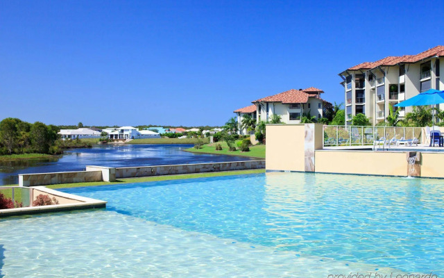 Pelican Waters Resort