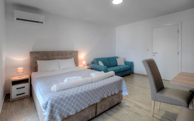 Studio Apartments Marea 2