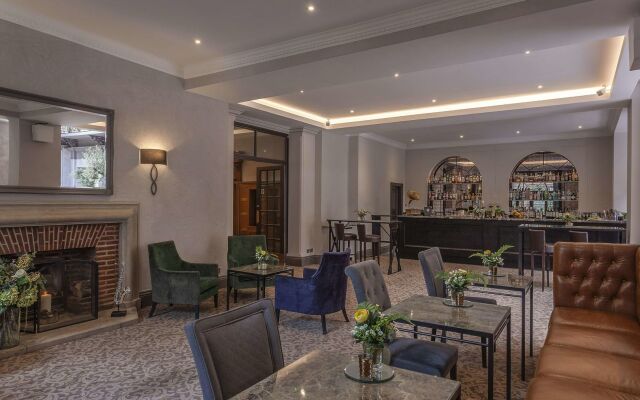 Oatlands Park Hotel