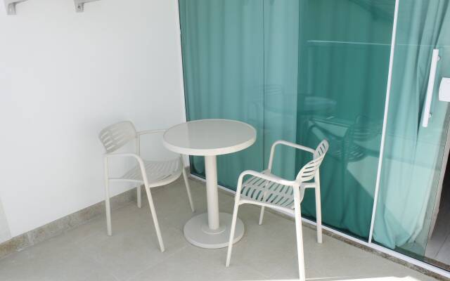 Paradiso Pero Praia Hotel