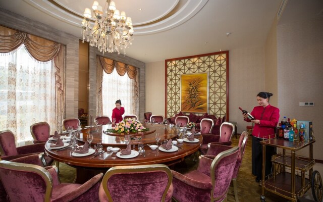 Clarion Resort Leishan Hot Spring Resort