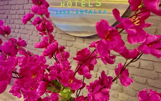 Lara Atalla Hotel