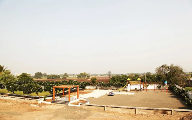 Saburi Service Apartments