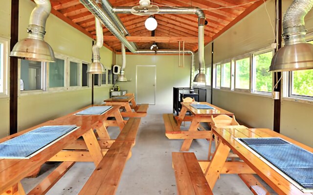 Gapyong Arno Kids Spa Pension