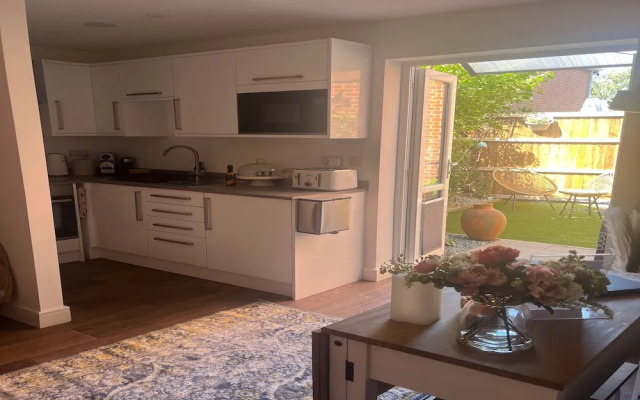 Stunning 1-bed Private Apartment in Norwich