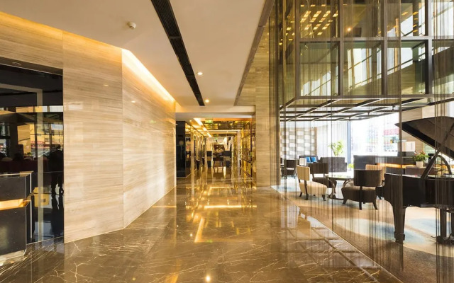 Metropolo Nantong Overseas Chinese Hotel