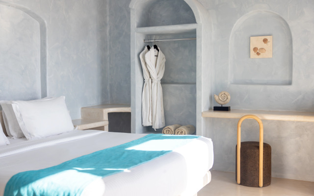 Danae Suites Santorini