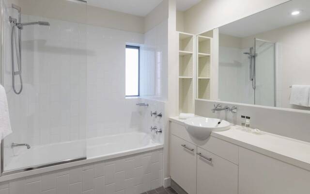 Oaks Brisbane on Margaret Suites