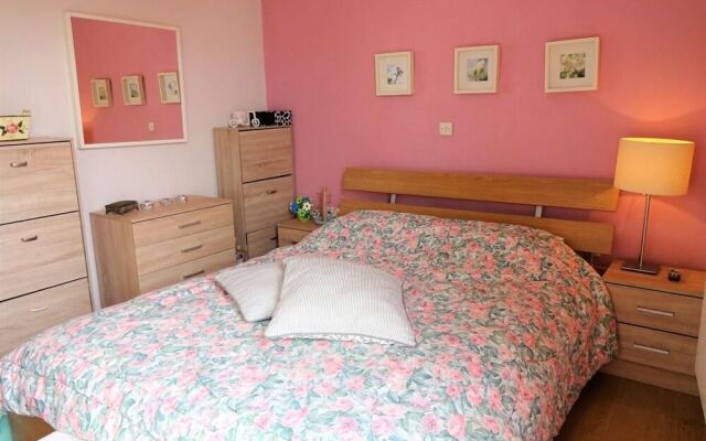 Urban Cosy Flat, 5' Tram/Metro, 2Km From Acropolis