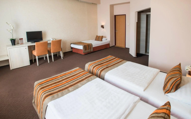 Star City Hotel