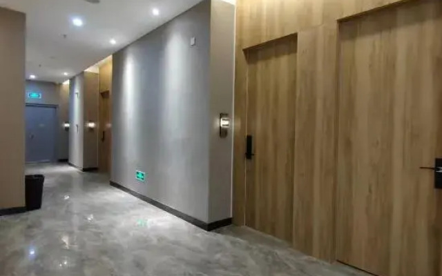 Siyan E-sports Hotel (Yingtan Tianhong Branch)