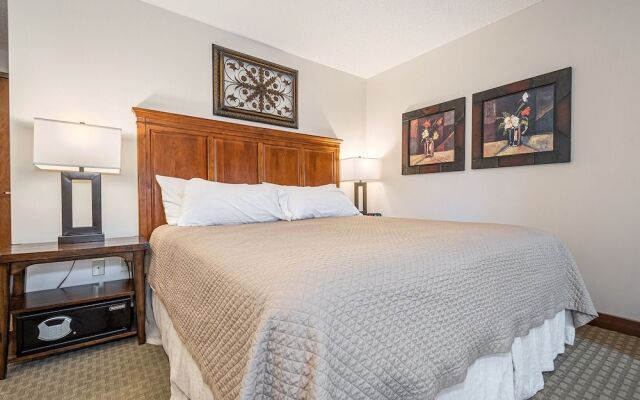 Suites at Silver Tree A123