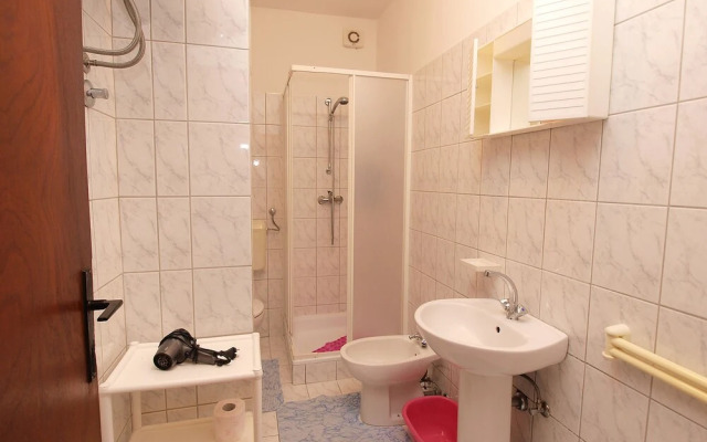 Apartment 359
