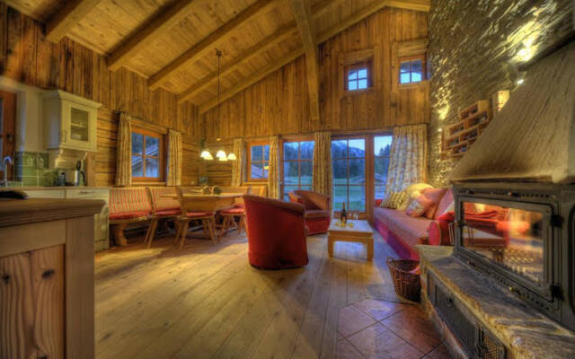 Chalet Resort LaPosch