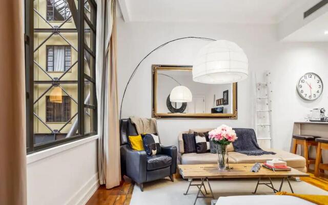 Stylish Studio With Pool And Gym