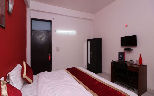 OYO 11926 OOAK Hotel