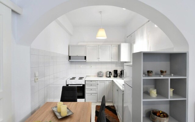 Two Bedroom House - Paroikia Central