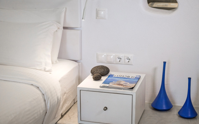 Kouros Village Hotel - Adults Only