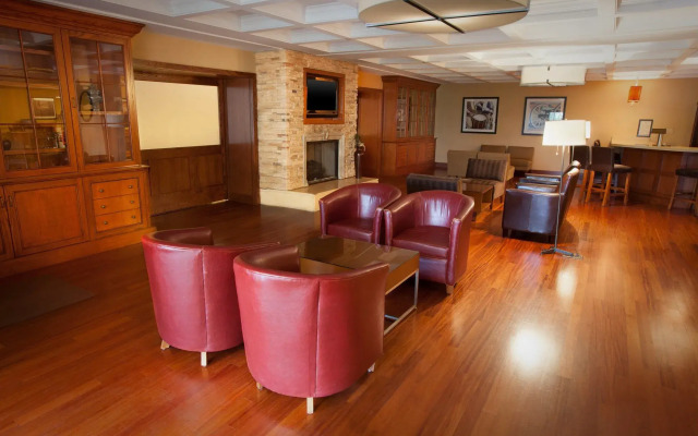 Four Points by Sheraton Philadelphia Northeast