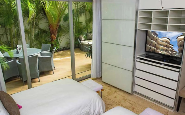 Magia Beachside Condo
