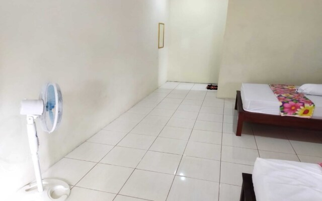Borobudur Kampung Homestay - MARSUDI