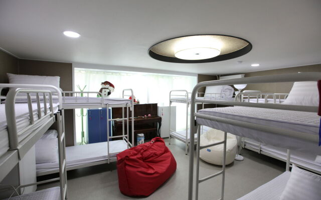 Lombard House - Hostel