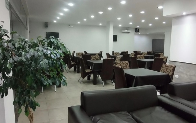 Pinar Del Lago Hotel