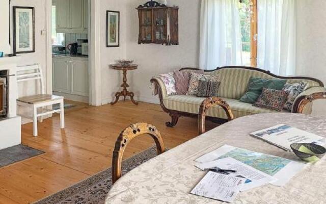 Three-Bedroom Holiday home in Gamleby 2