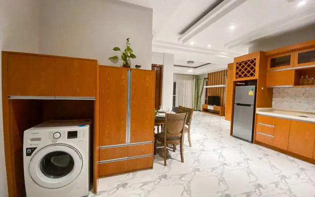 Heng Mohasal Apartment