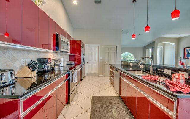 Villazo Ann - Roelens Vacations