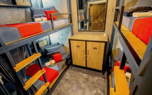 OYO HOME 1187 Orion Bldg 1 Bedroom