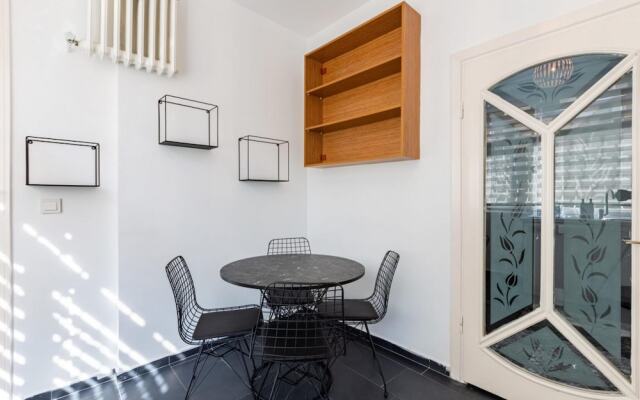 Spacious Apartment on Bagdat Street Kadikoy